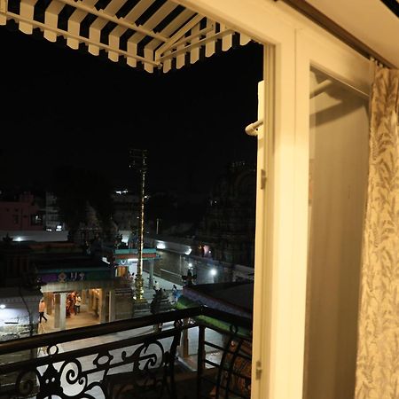 Eagle Inn Stay カーンチープラム エクステリア 写真