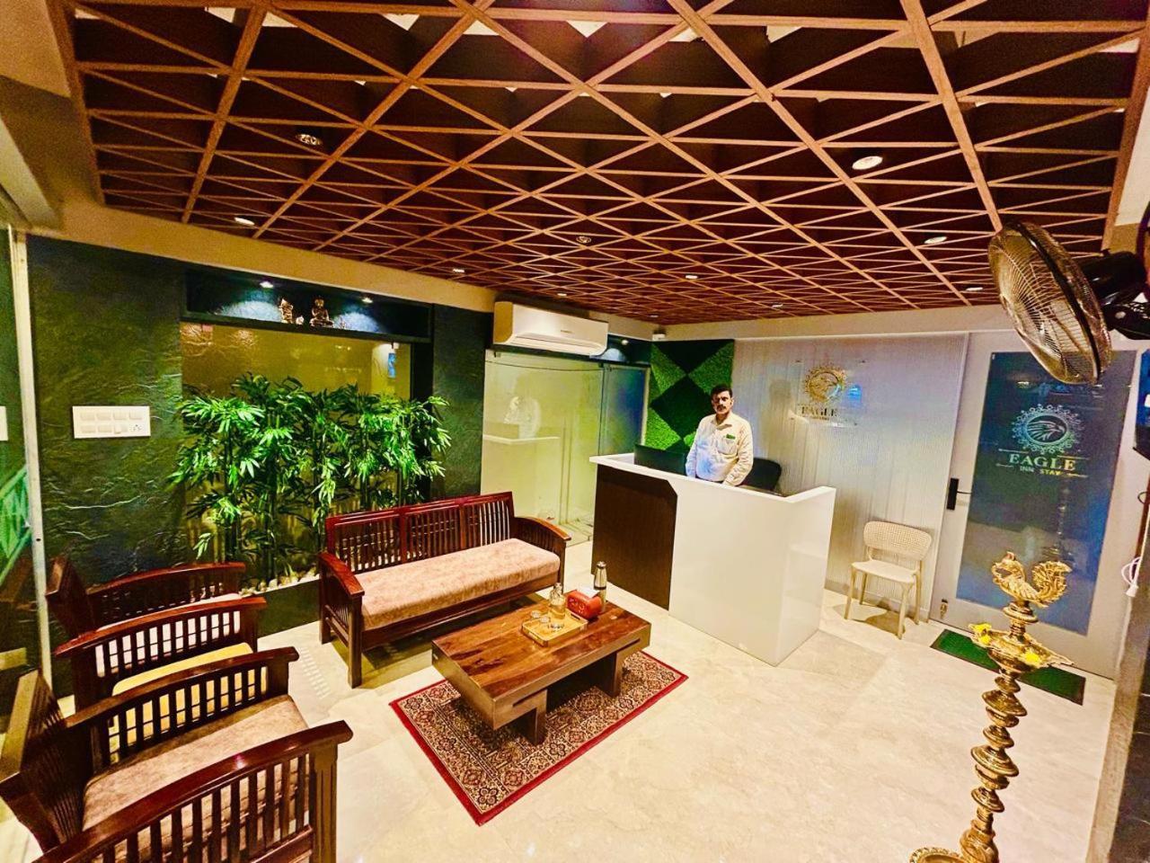 Eagle Inn Stay カーンチープラム エクステリア 写真