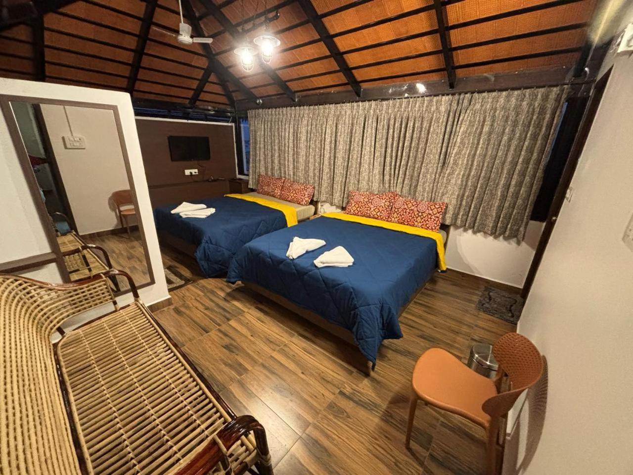 Eagle Inn Stay カーンチープラム エクステリア 写真